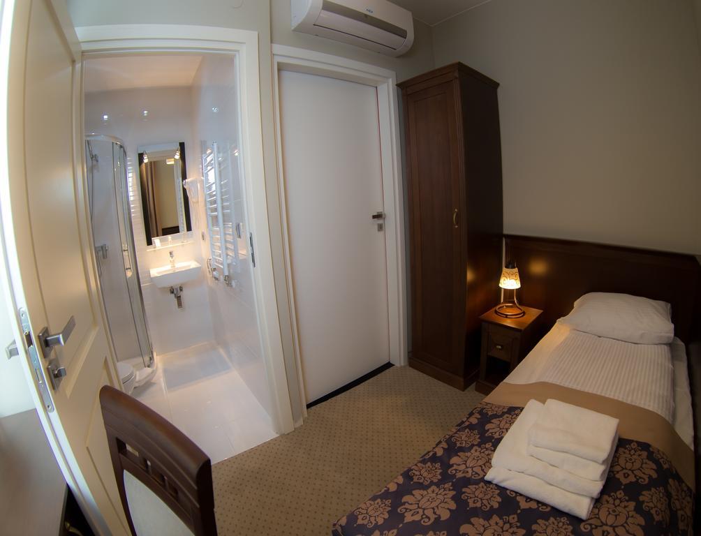 Hotel Imperial Residence Sandomierz Værelse billede